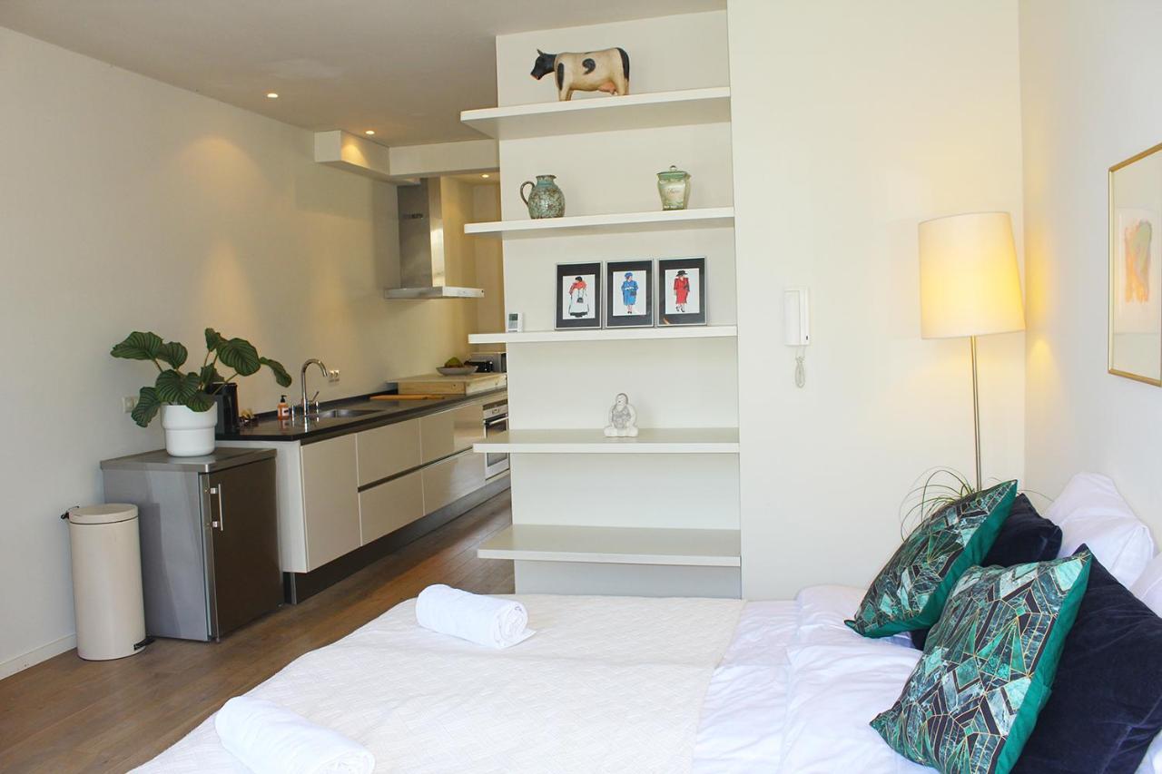 The Canalview Retreat Amsterdam Eksteriør bilde